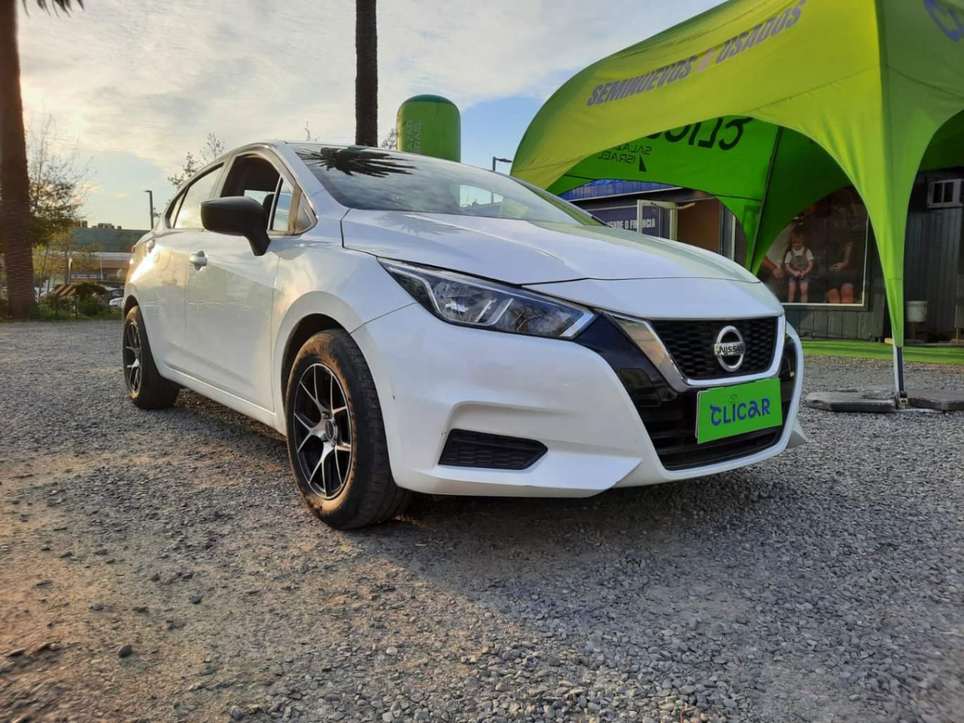 NISSAN - 1