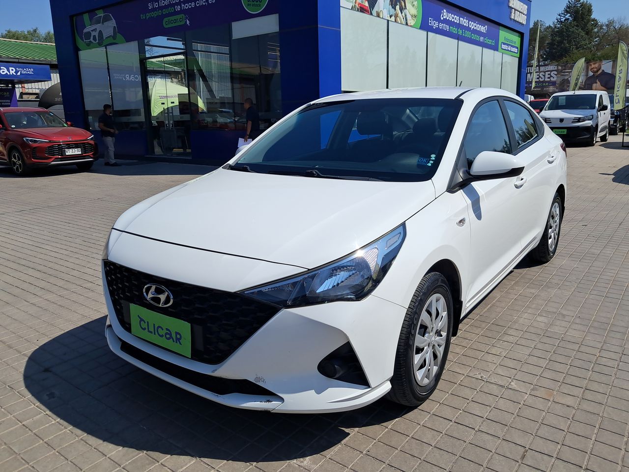 HYUNDAI - 3