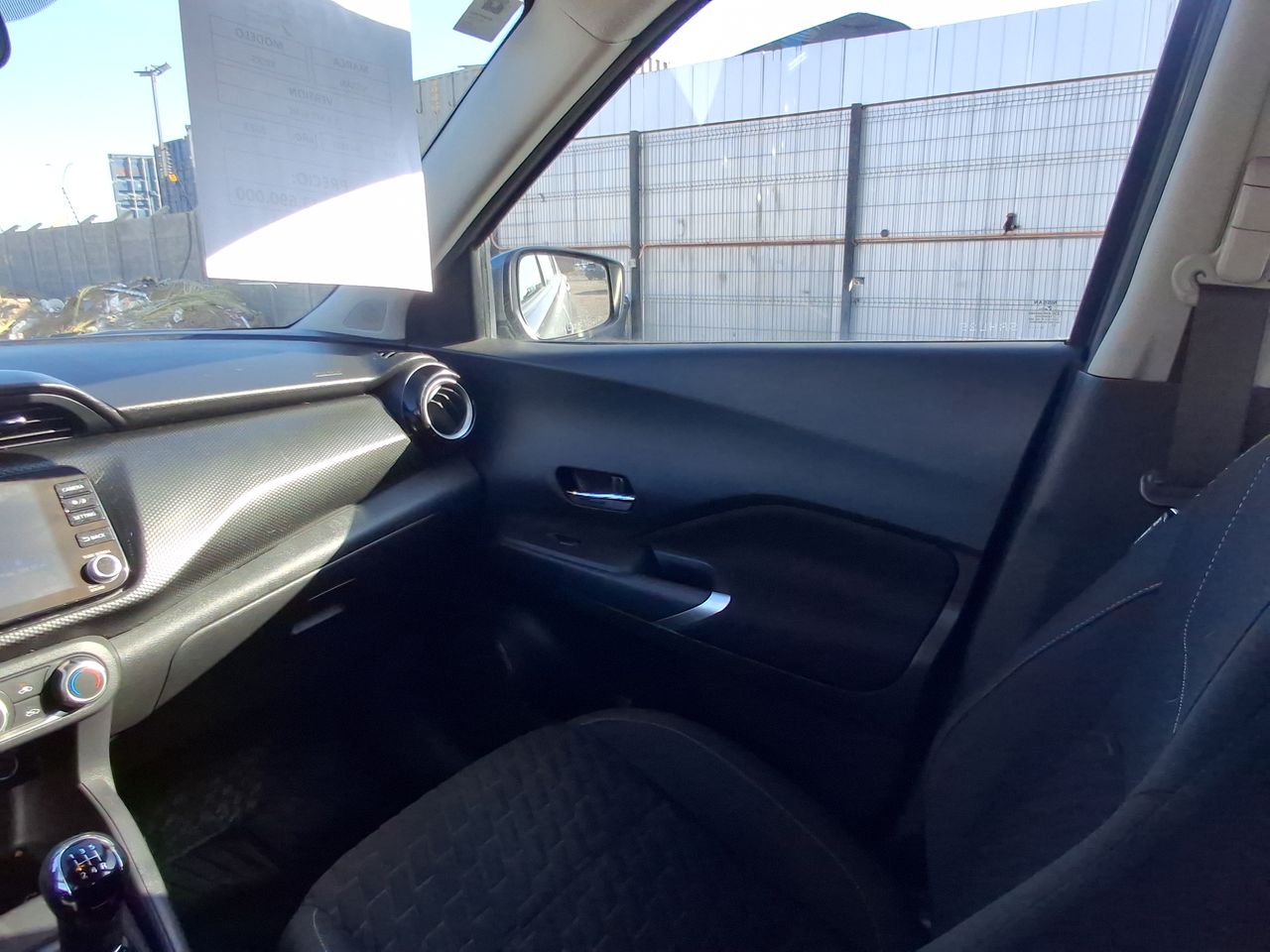 NISSAN - 2