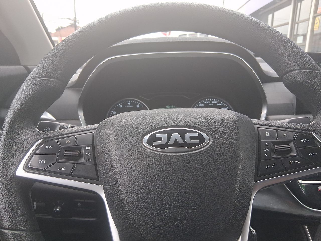 JAC Js8 — foto 20 de 30