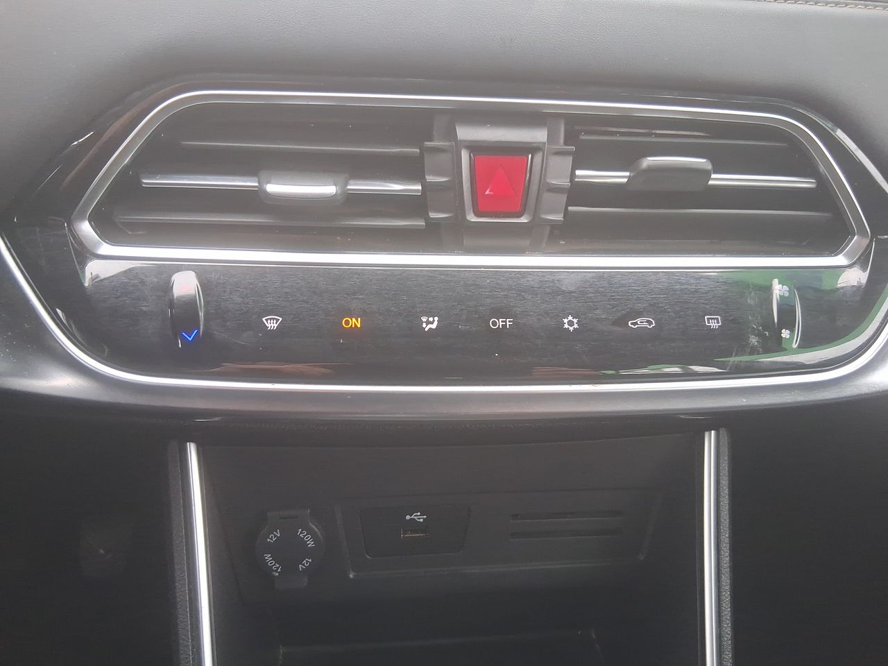 JAC Js8 — foto 24 de 30