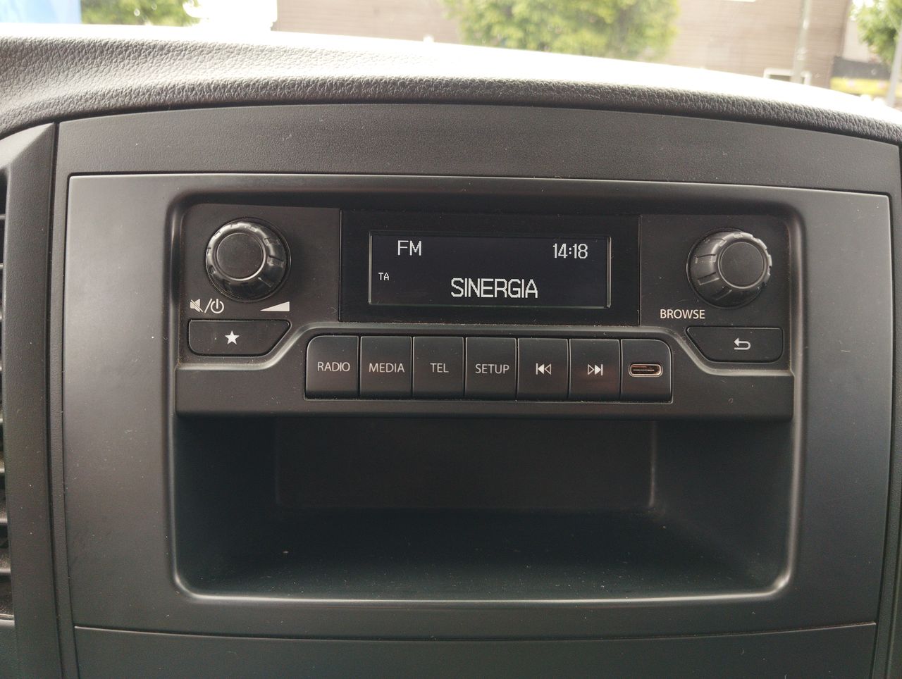 MERCEDES BENZ - 21
