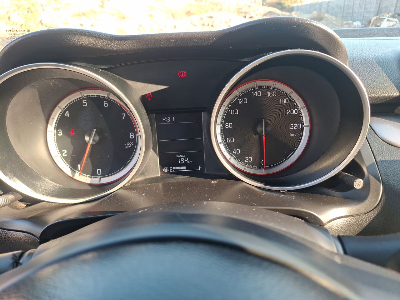 SUZUKI - 16