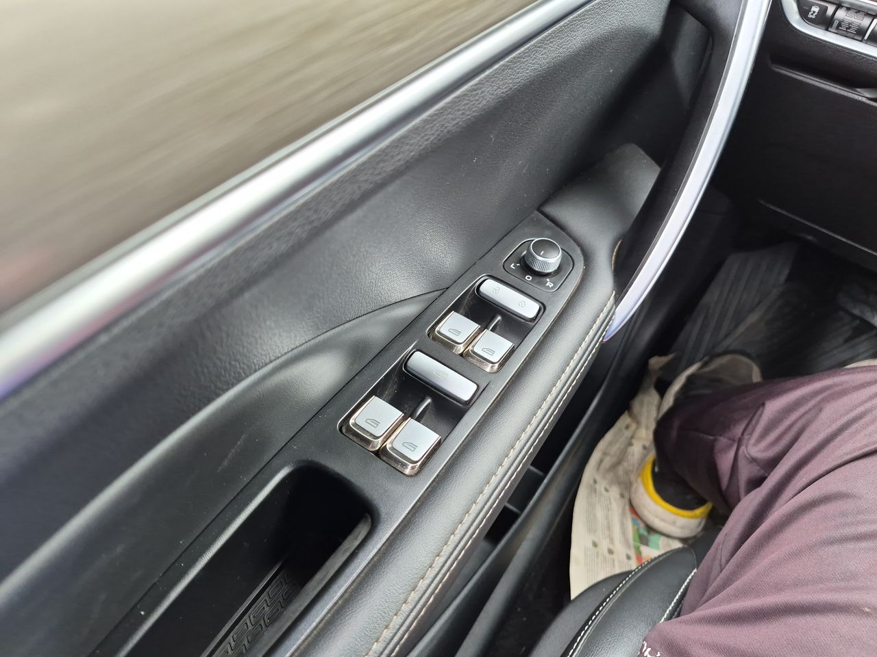 GEELY - 6