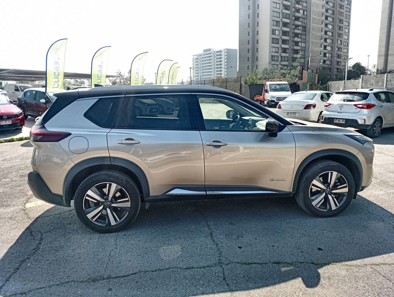 NISSAN - 8