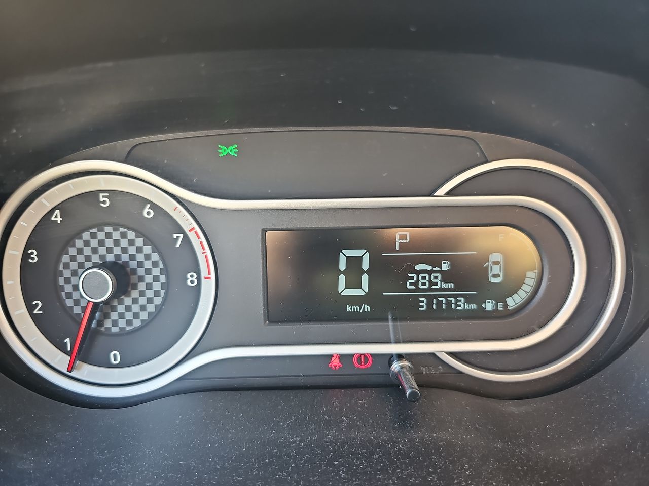 HYUNDAI - 26