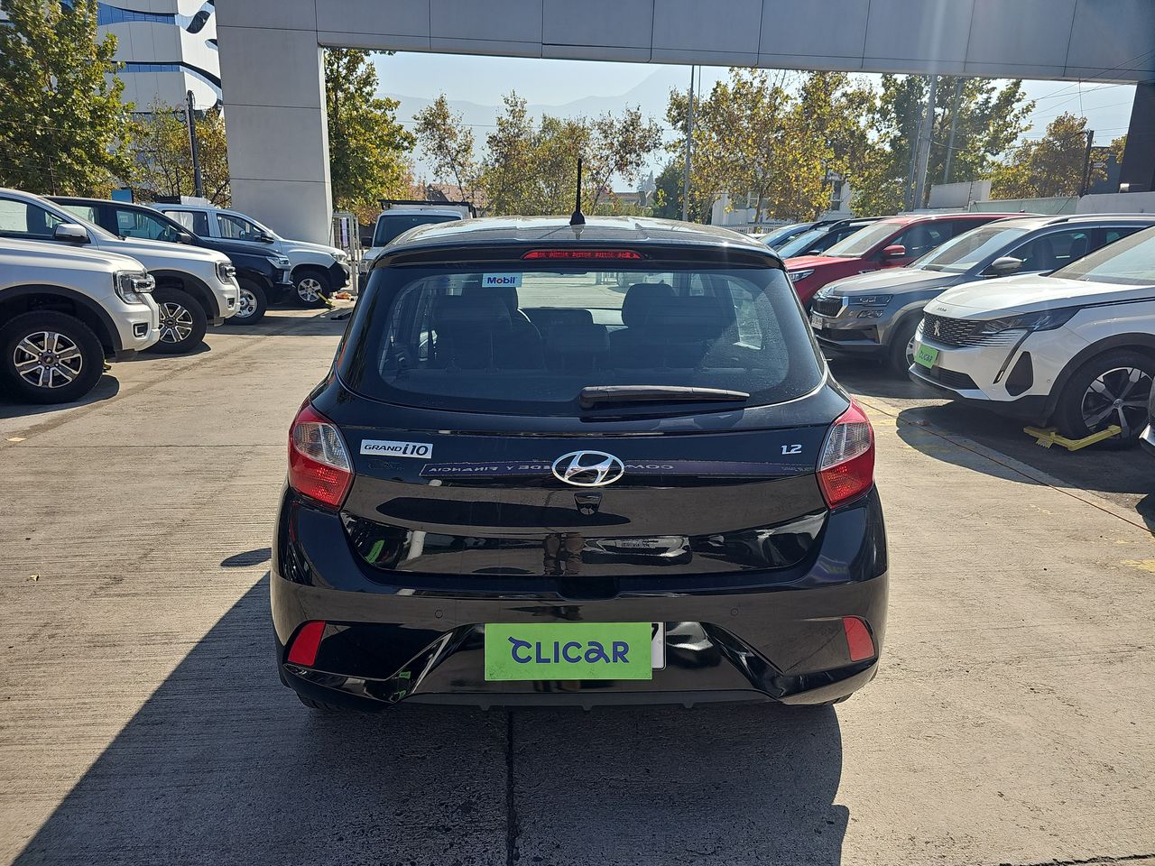 HYUNDAI - 8