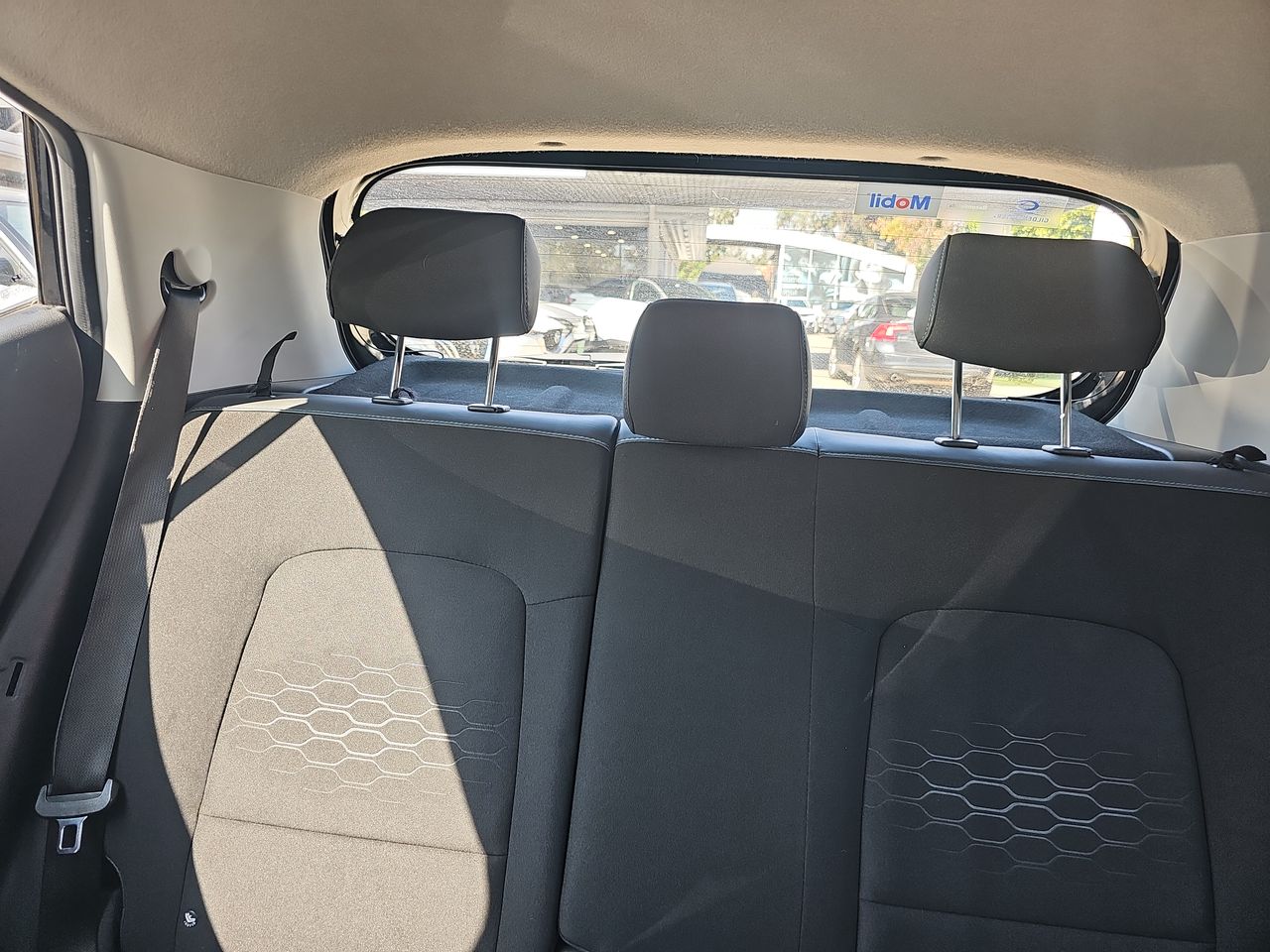 HYUNDAI - 9