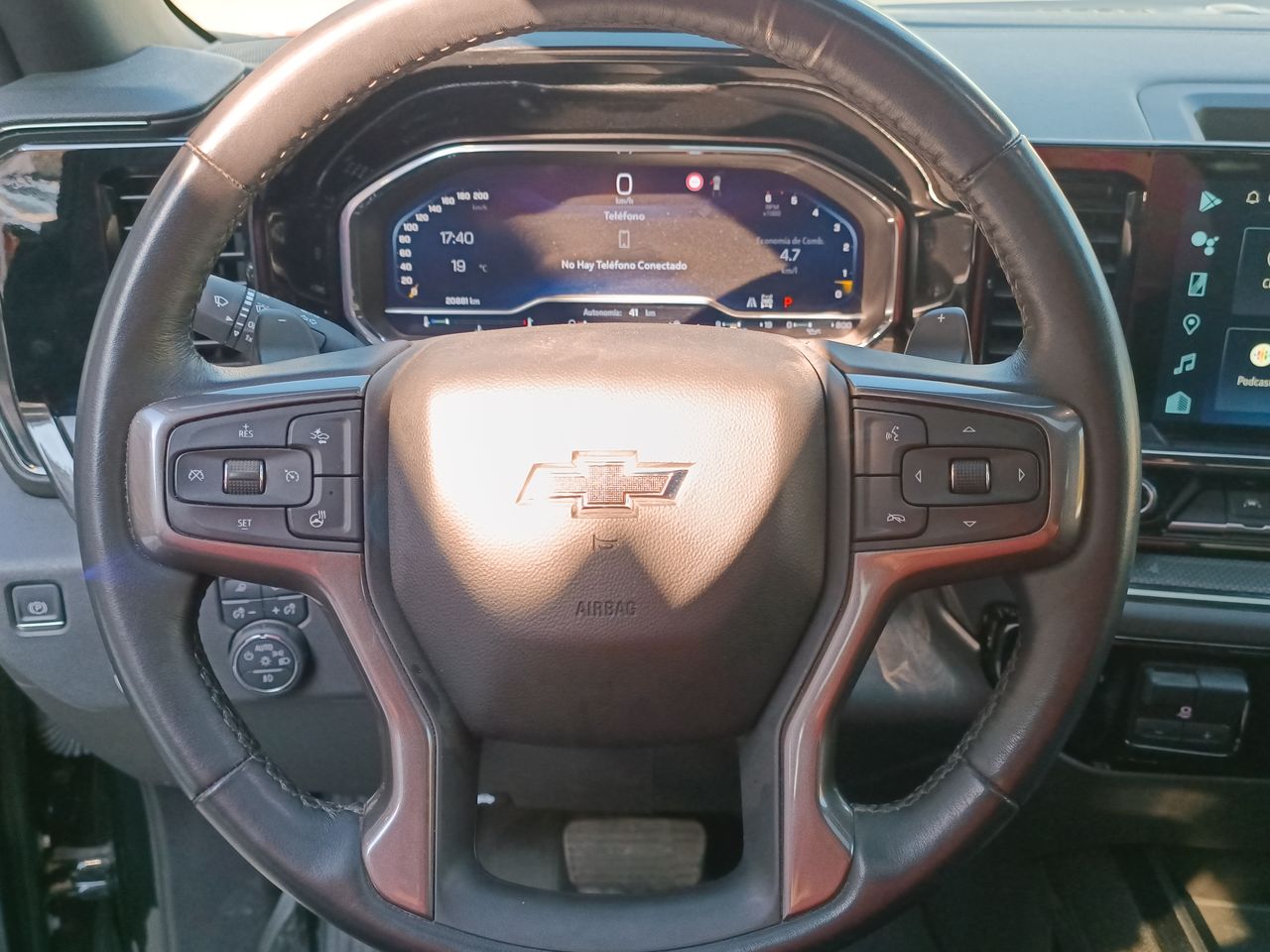CHEVROLET - 26