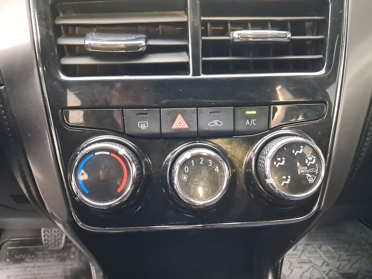 TOYOTA - 28