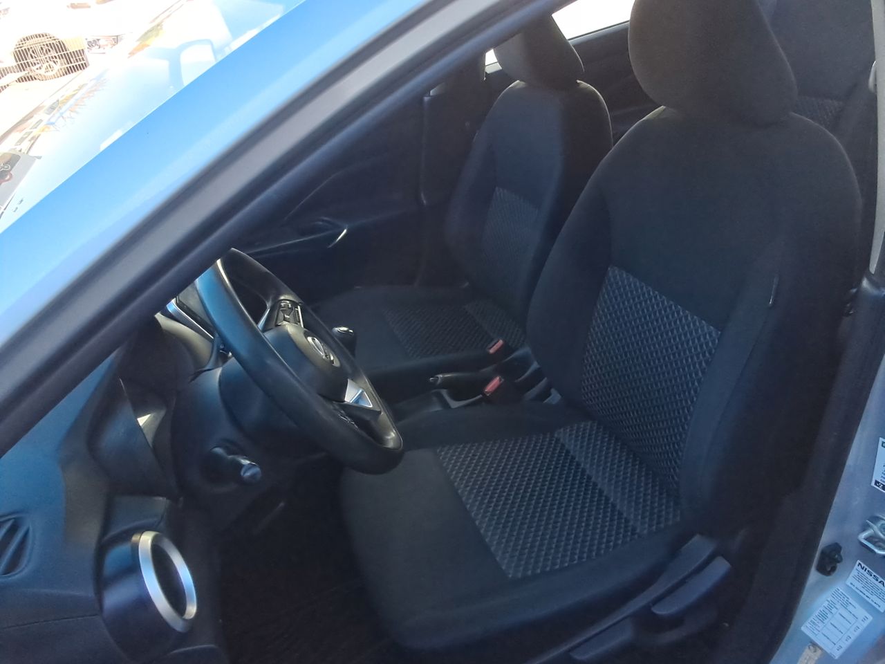 NISSAN - 21