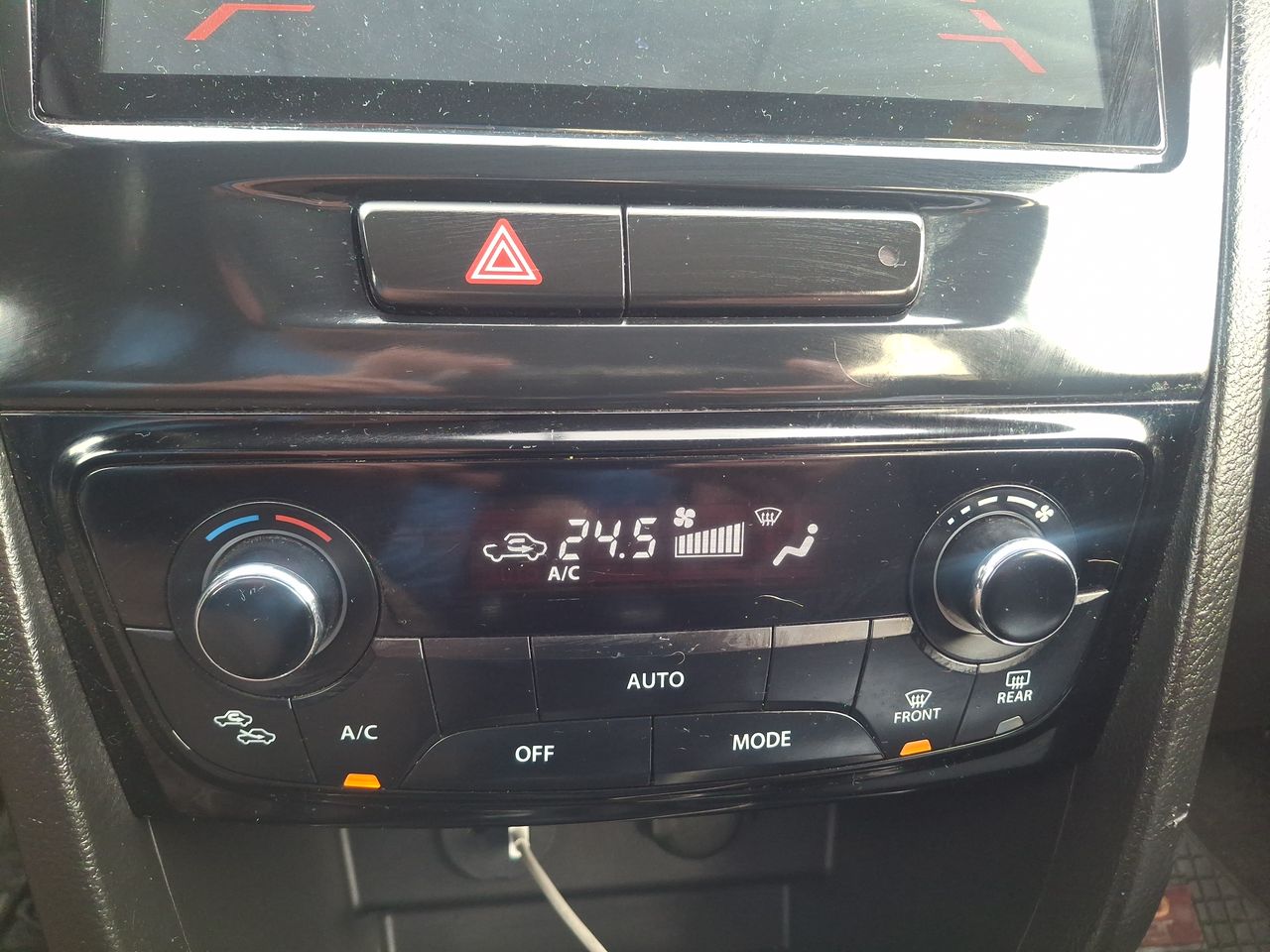 Suzuki Vitara — foto 29 de 31