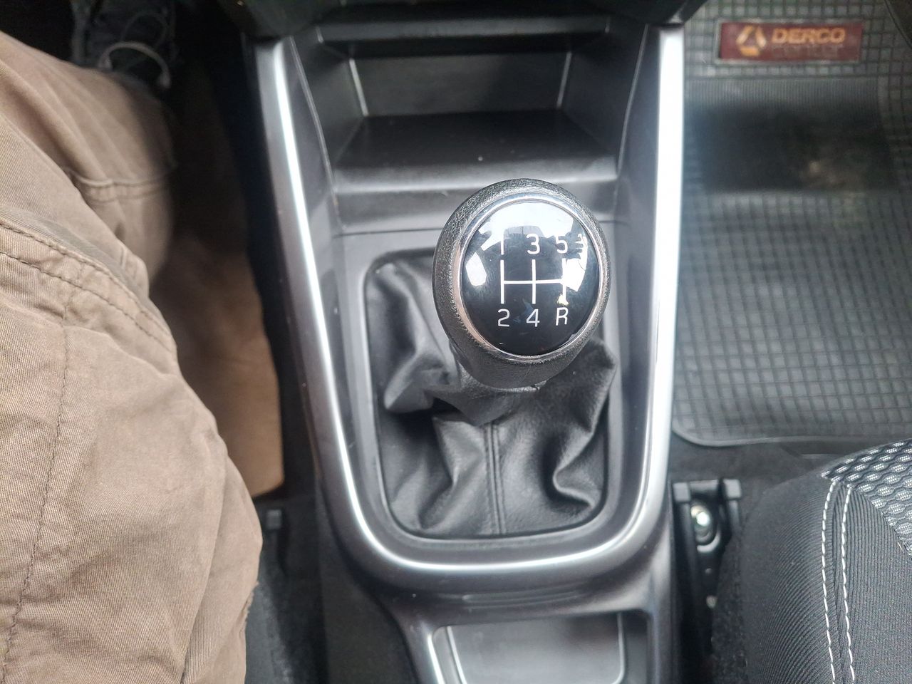 Suzuki Vitara — foto 30 de 31
