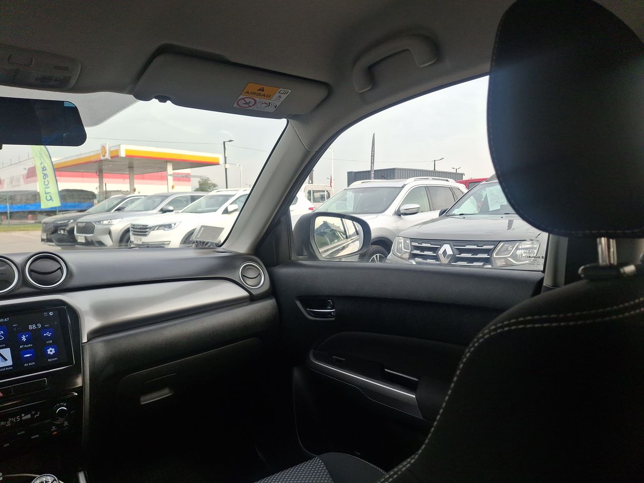 Suzuki Vitara — foto 11 de 31