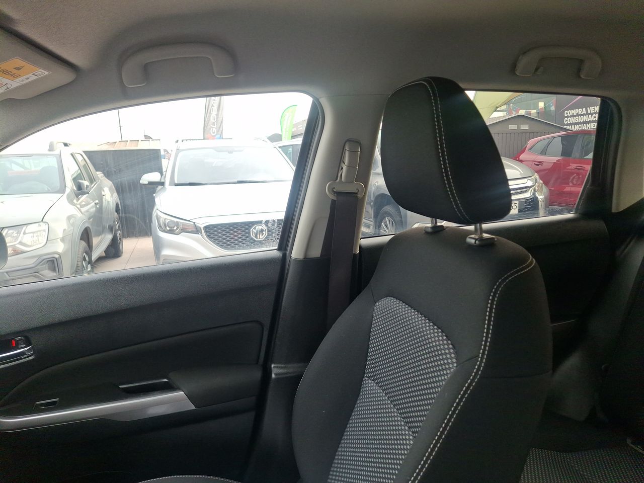 Suzuki Vitara — foto 12 de 31