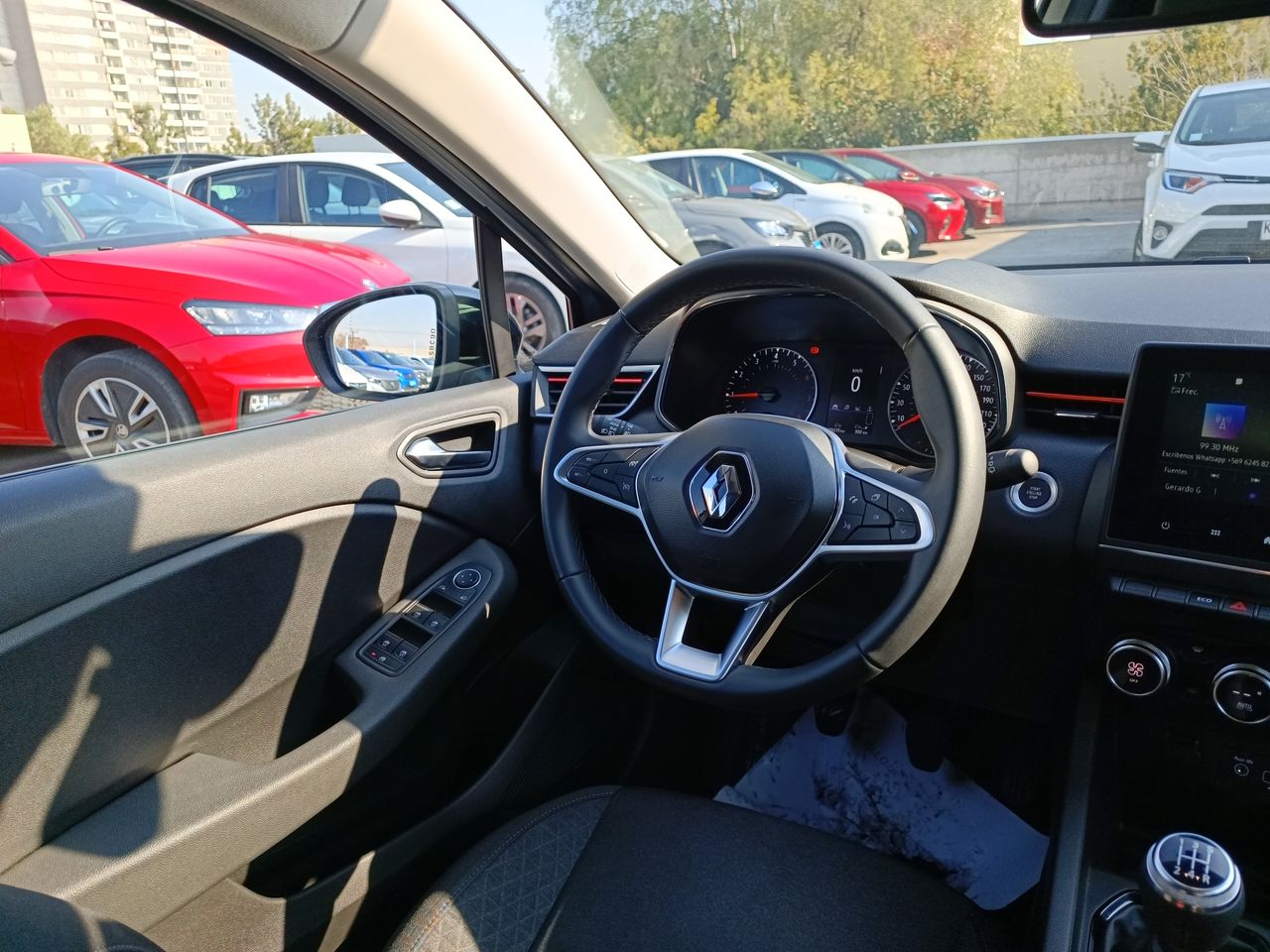 RENAULT - 16