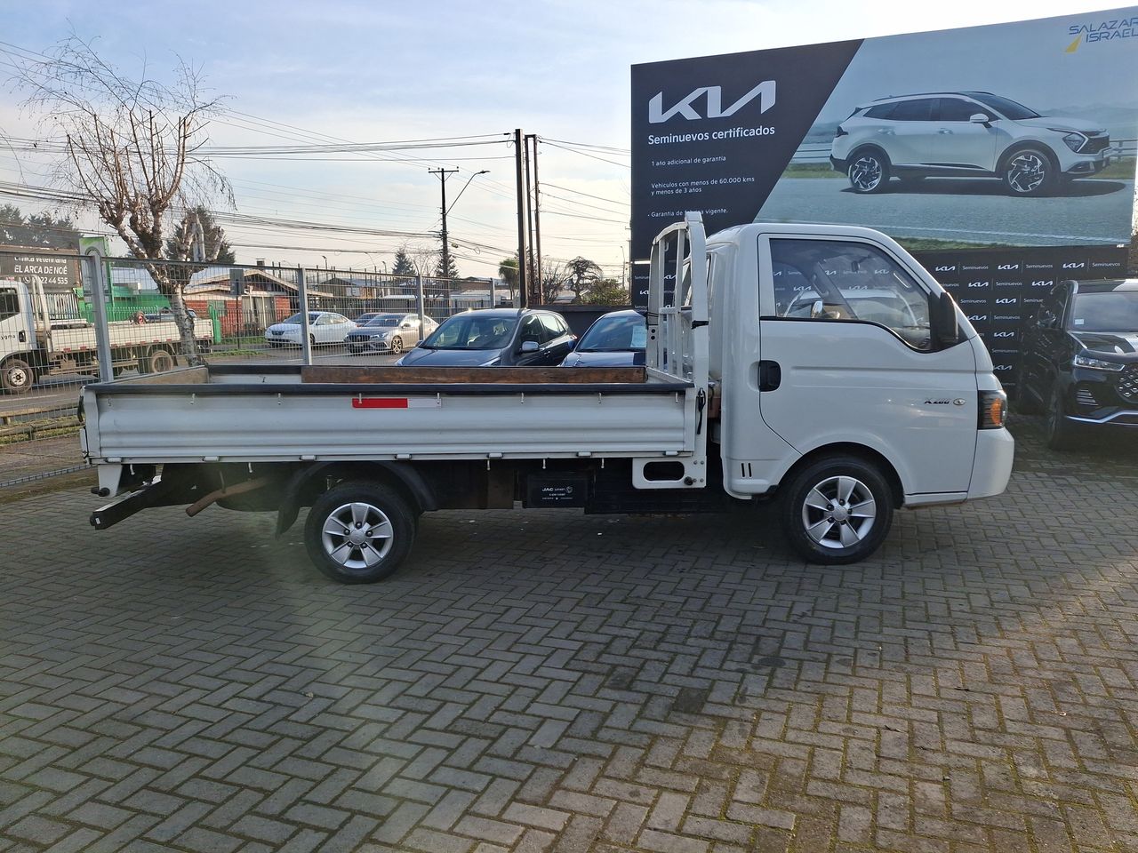 JAC - 8