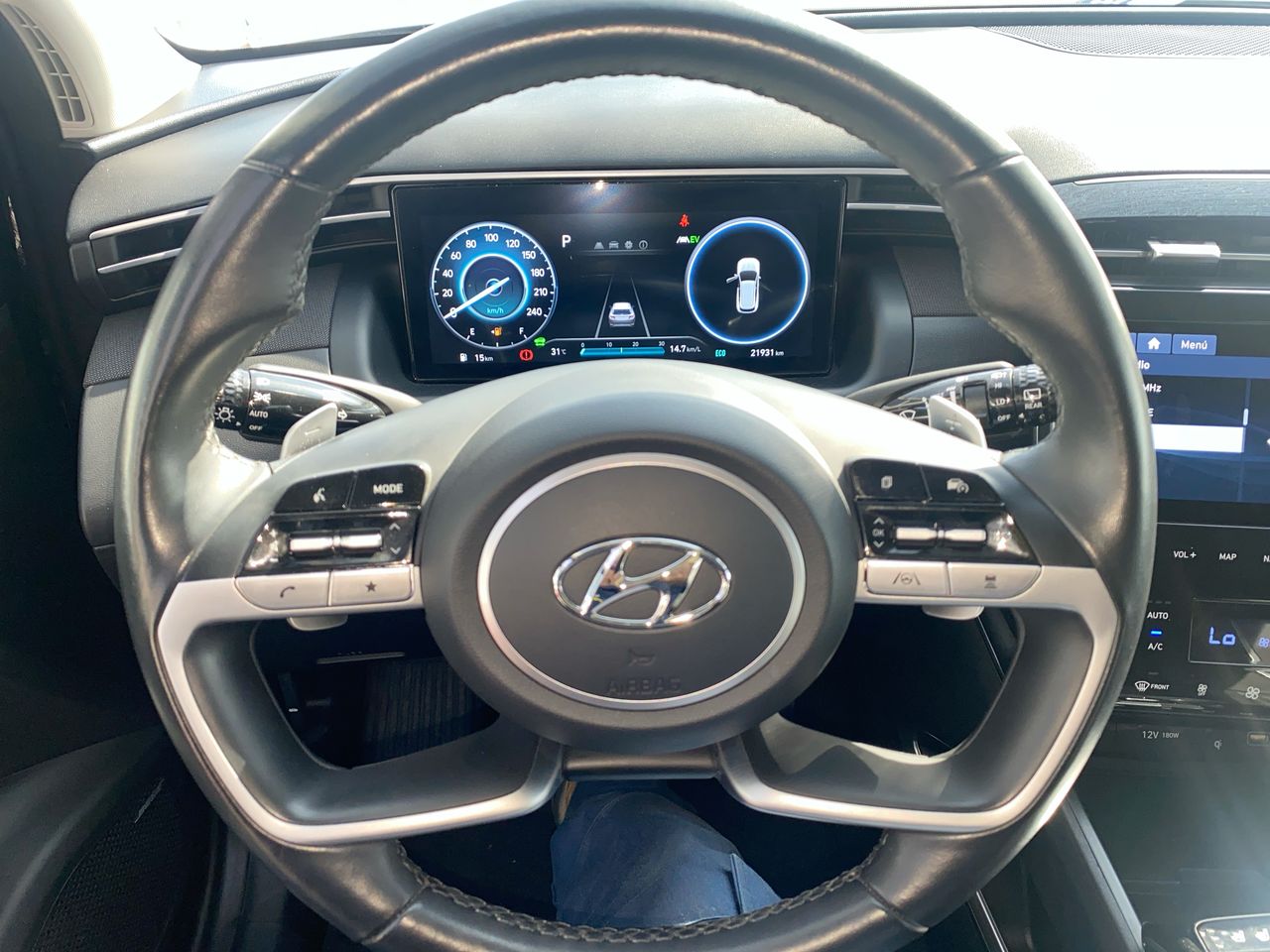 HYUNDAI - 26