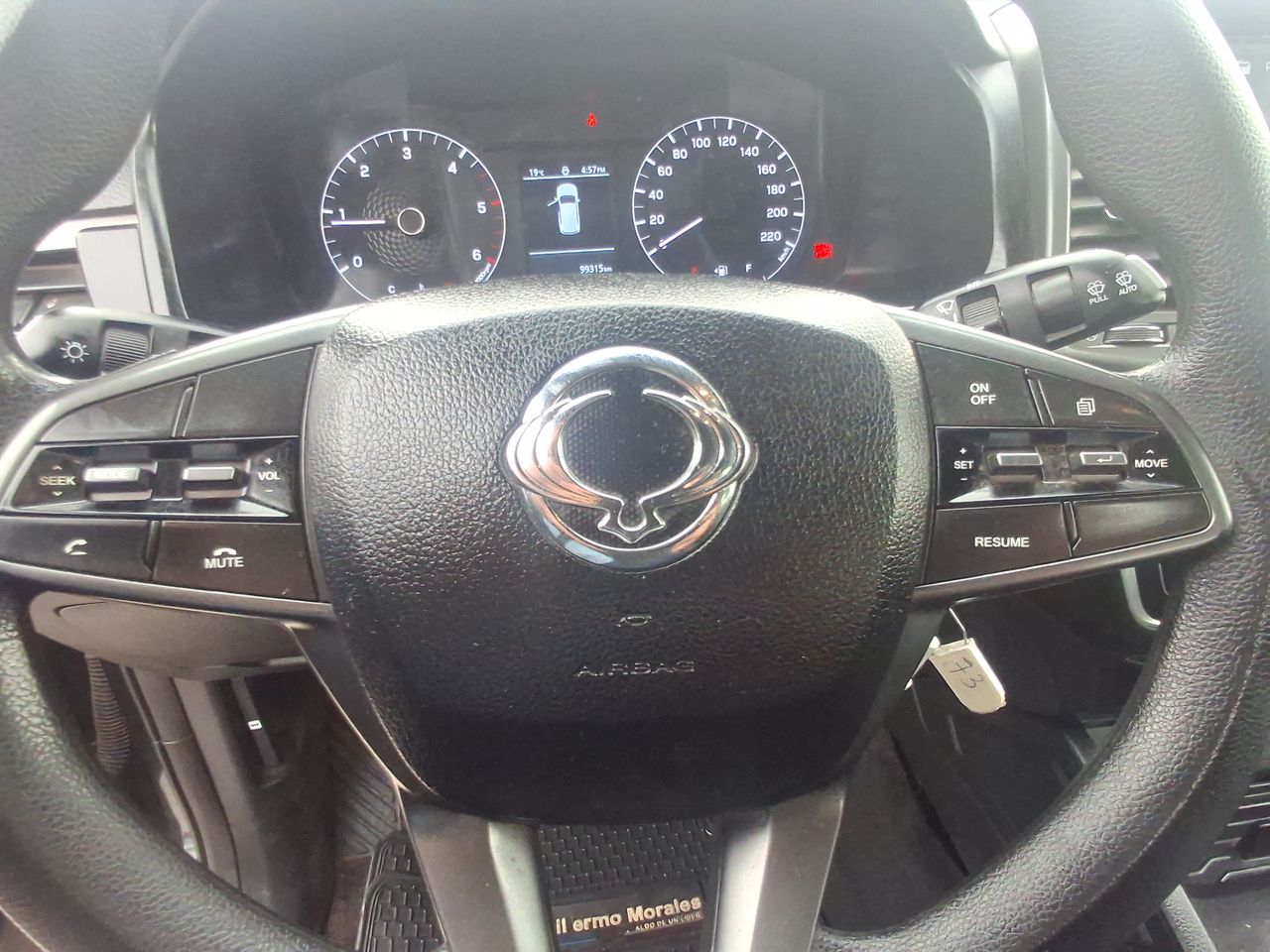 SSANGYONG - 24