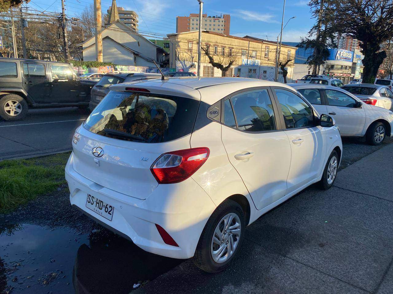 HYUNDAI - 4