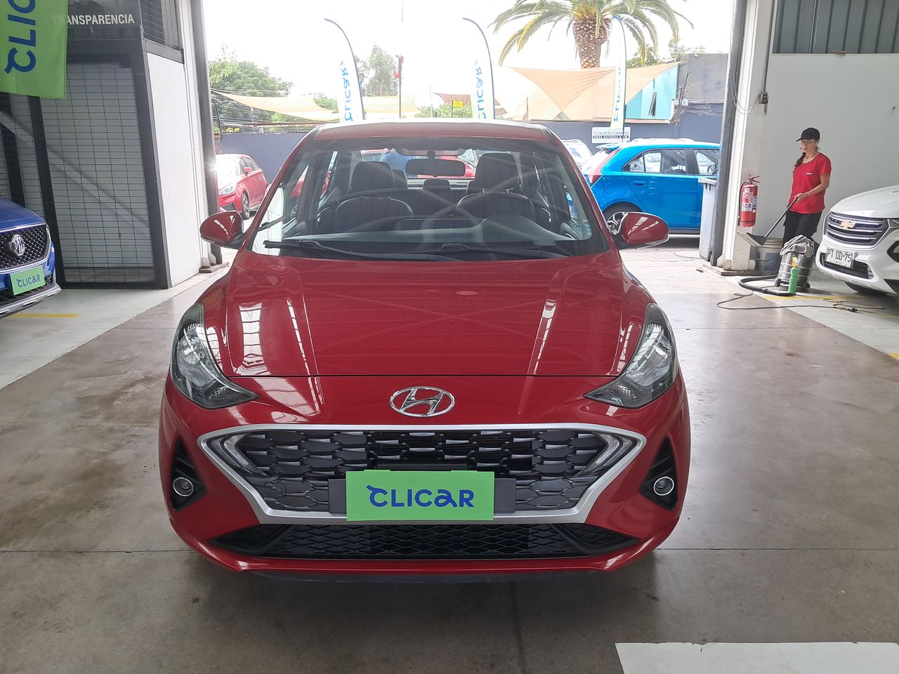 HYUNDAI - 2