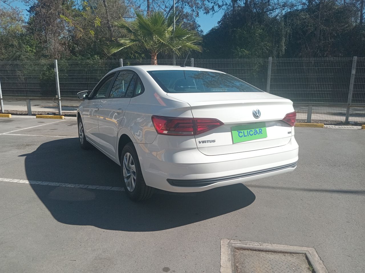 VOLKSWAGEN - 5