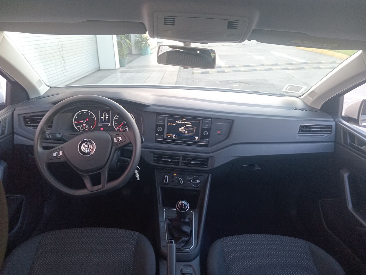 VOLKSWAGEN - 9
