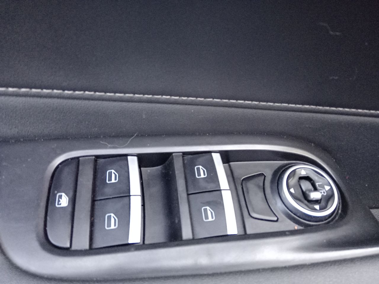 Chery Tiggo 3 Pro — foto 13 de 26