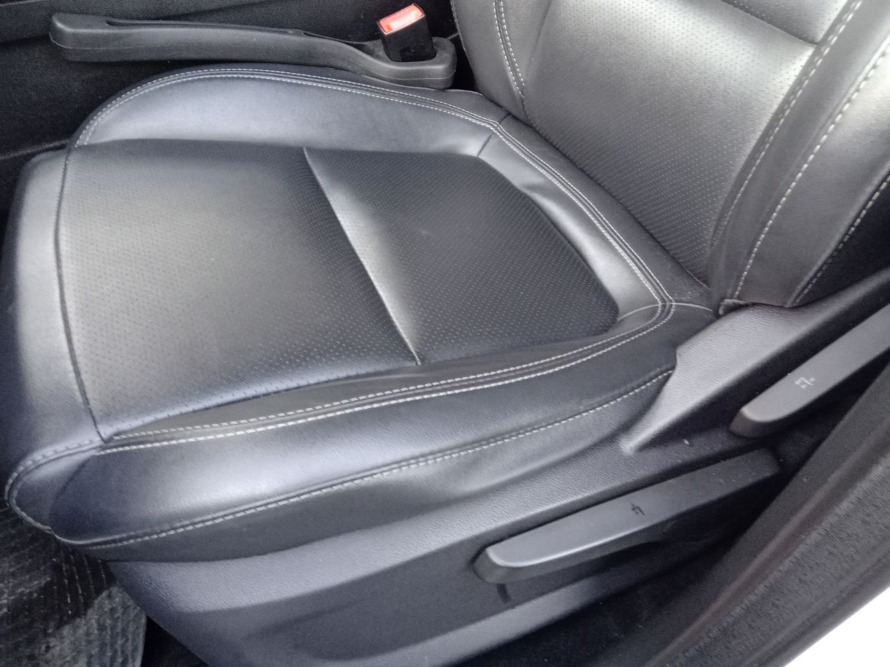 Chery Tiggo 3 Pro — foto 14 de 26
