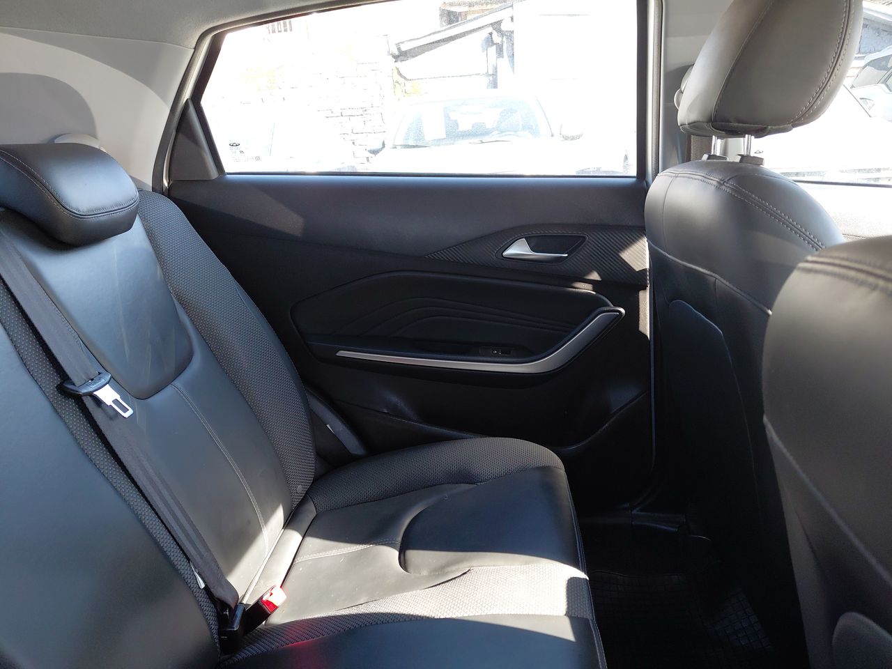 Chery Tiggo 2 Pro — foto 8 de 28