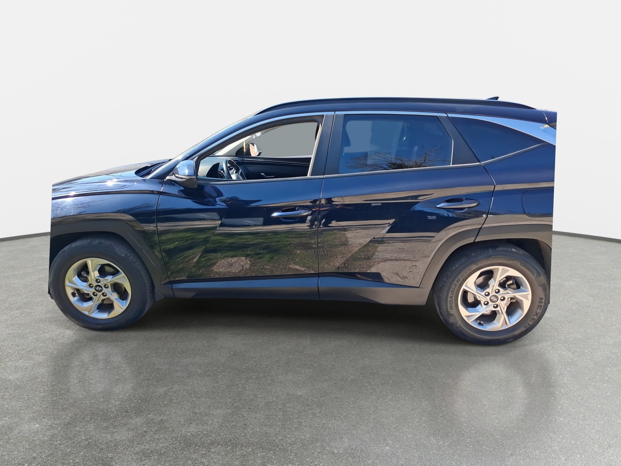 HYUNDAI - 4