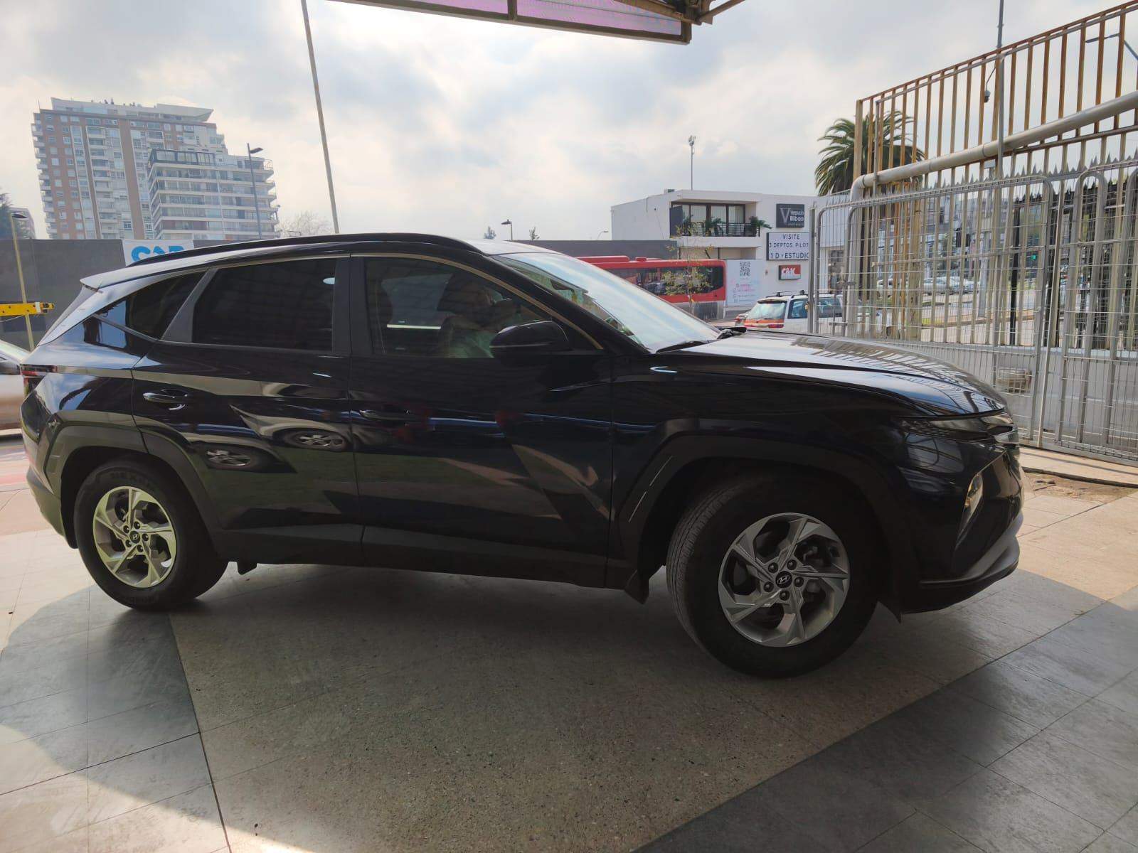 HYUNDAI - 3