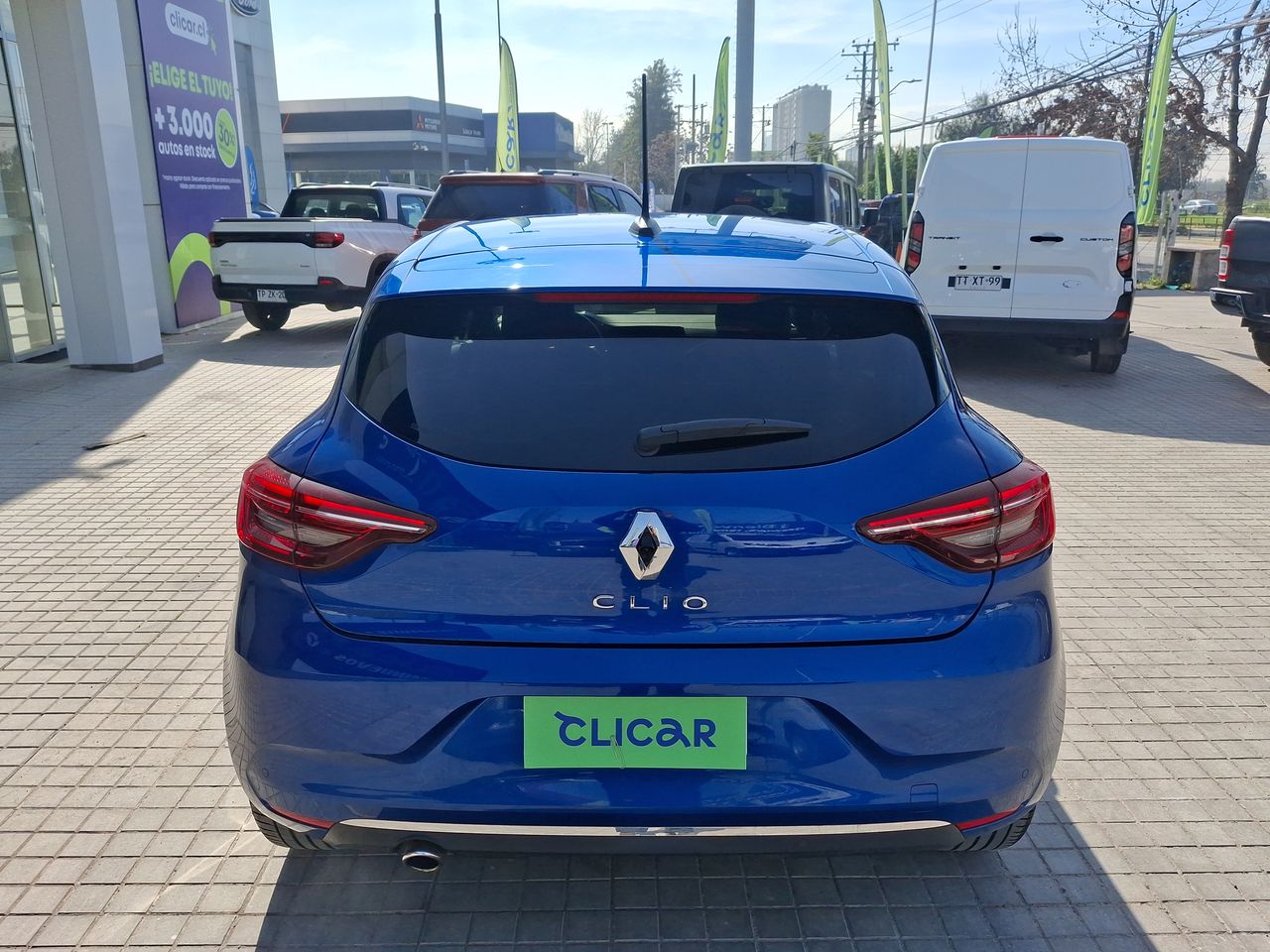 RENAULT - 6