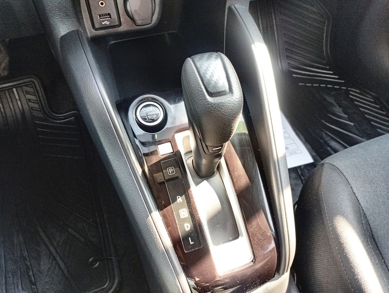 NISSAN - 31