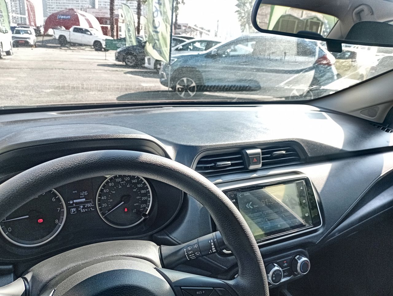 NISSAN - 32