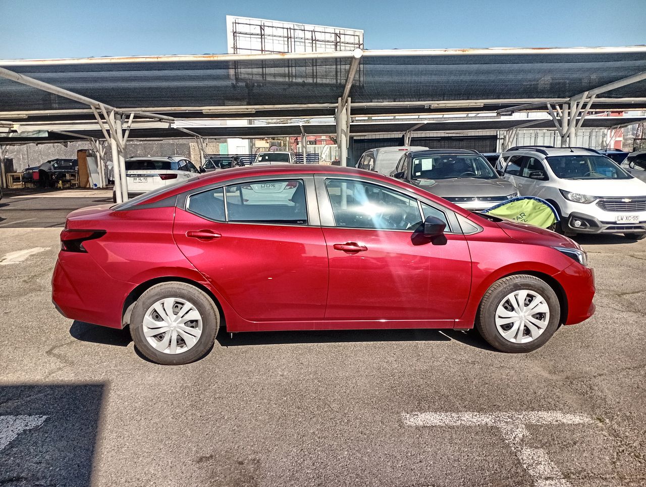 NISSAN - 8
