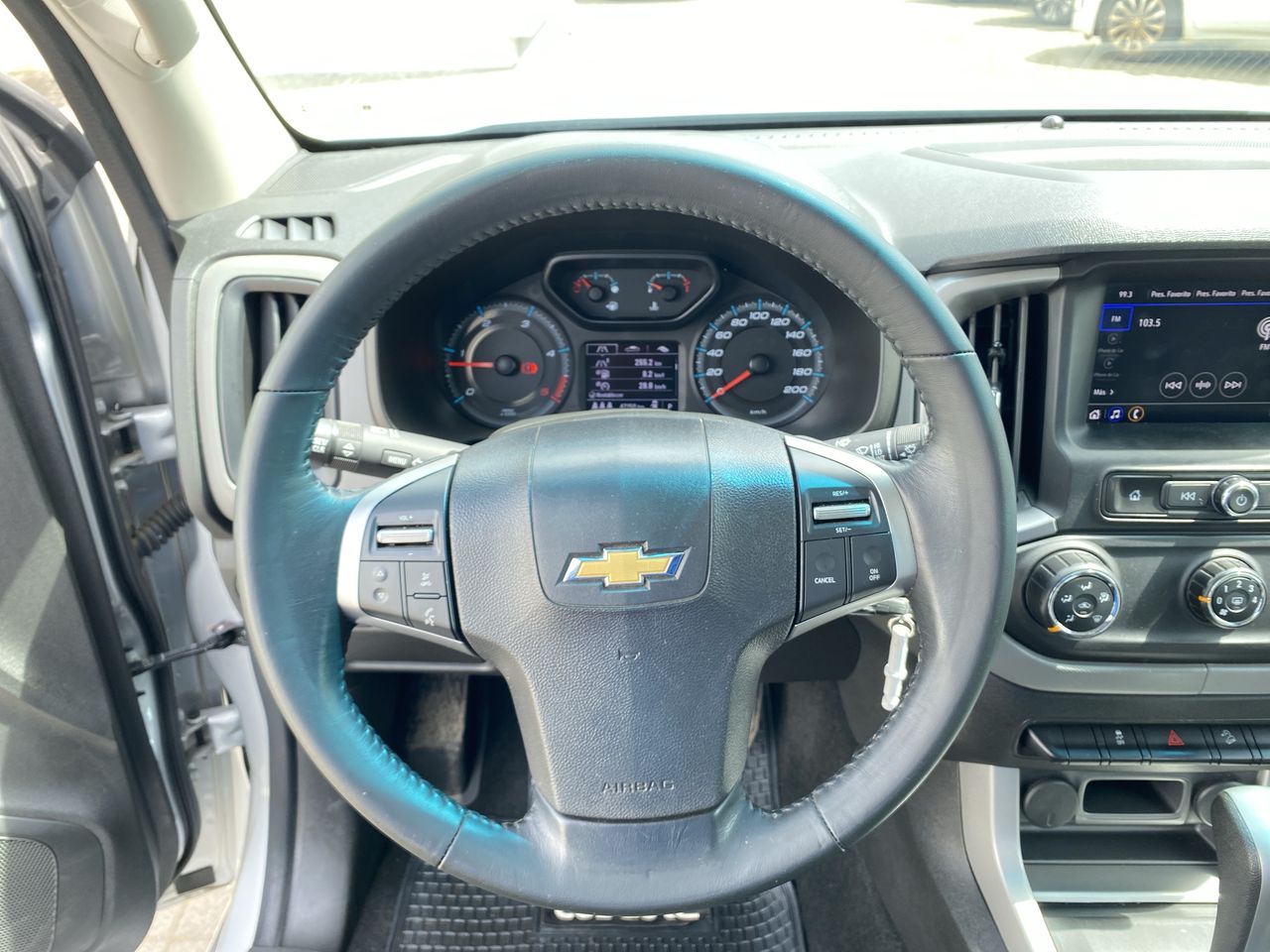 CHEVROLET - 24