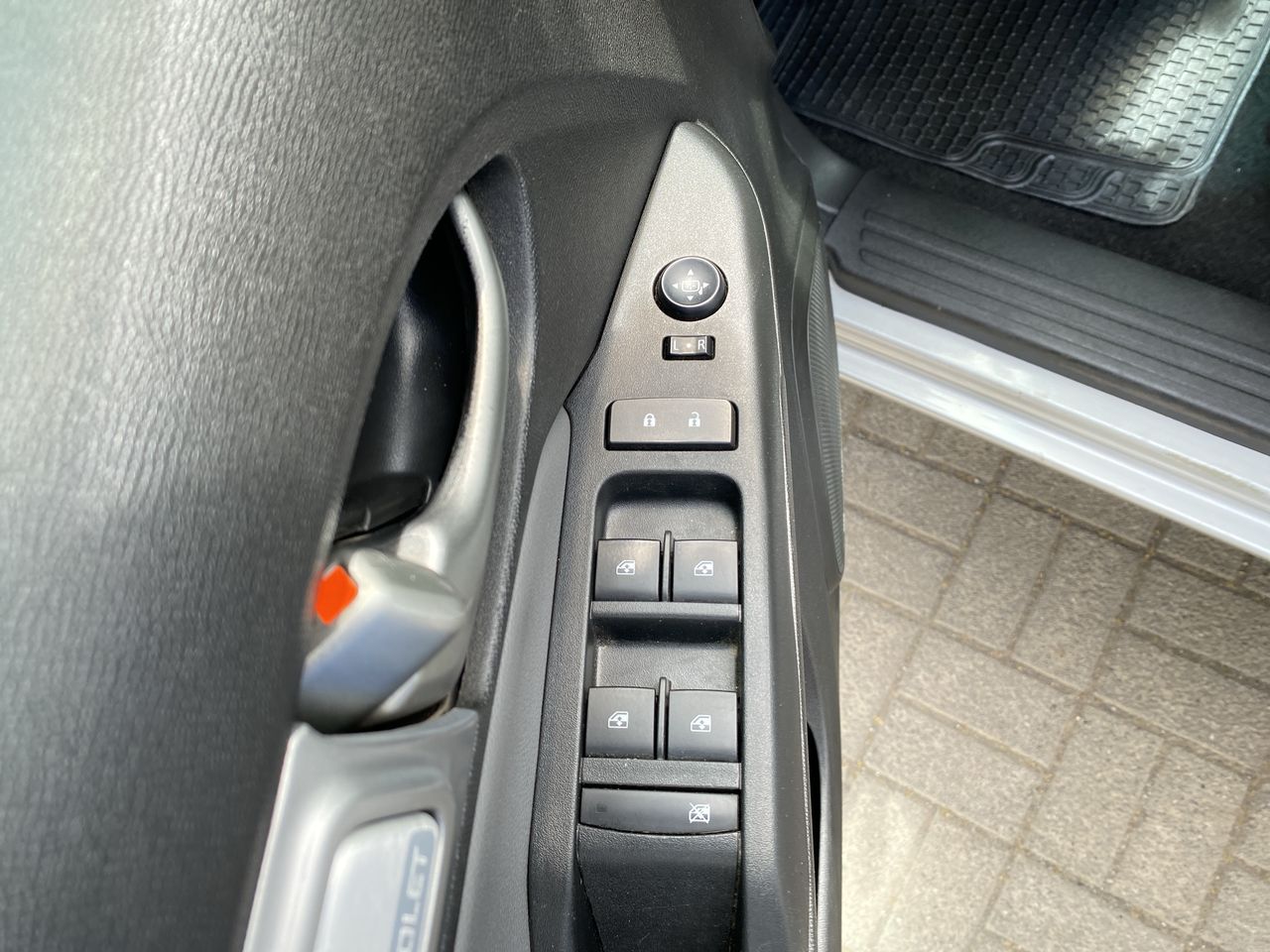 CHEVROLET - 21