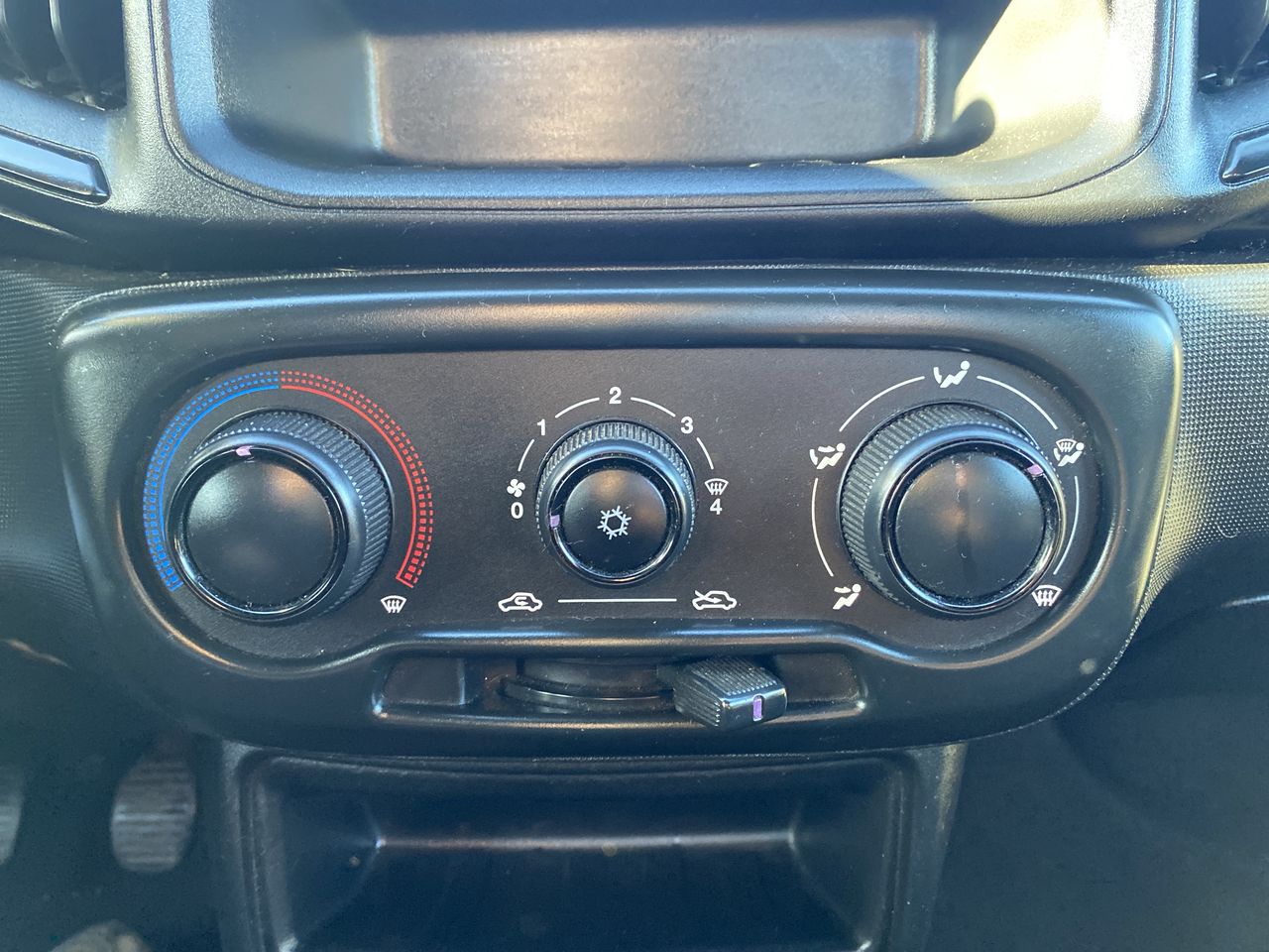 KIA Sportage — foto 20 de 23