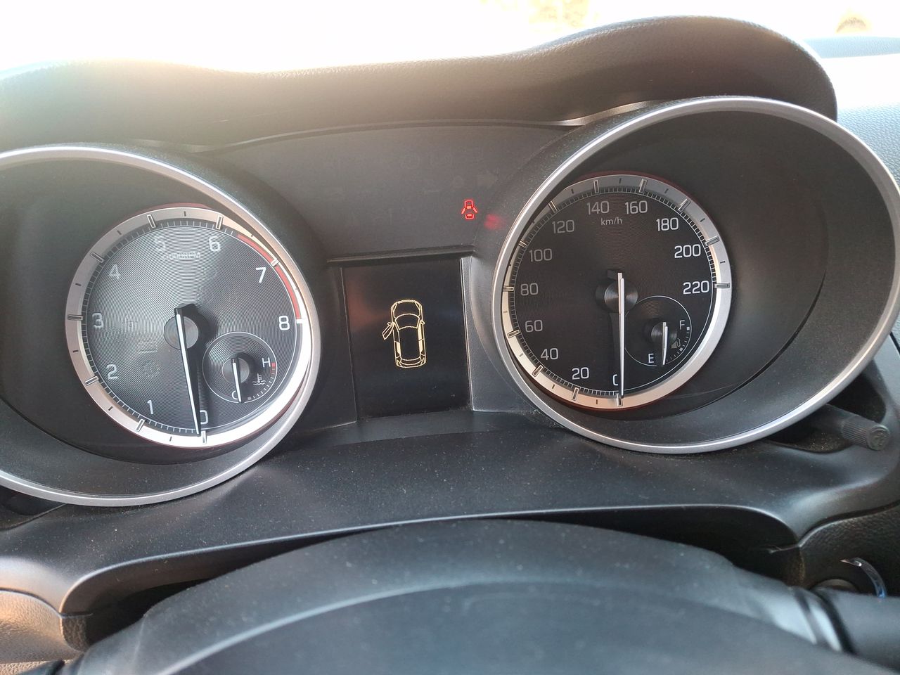 Chevrolet Silverado — foto 28 de 36
