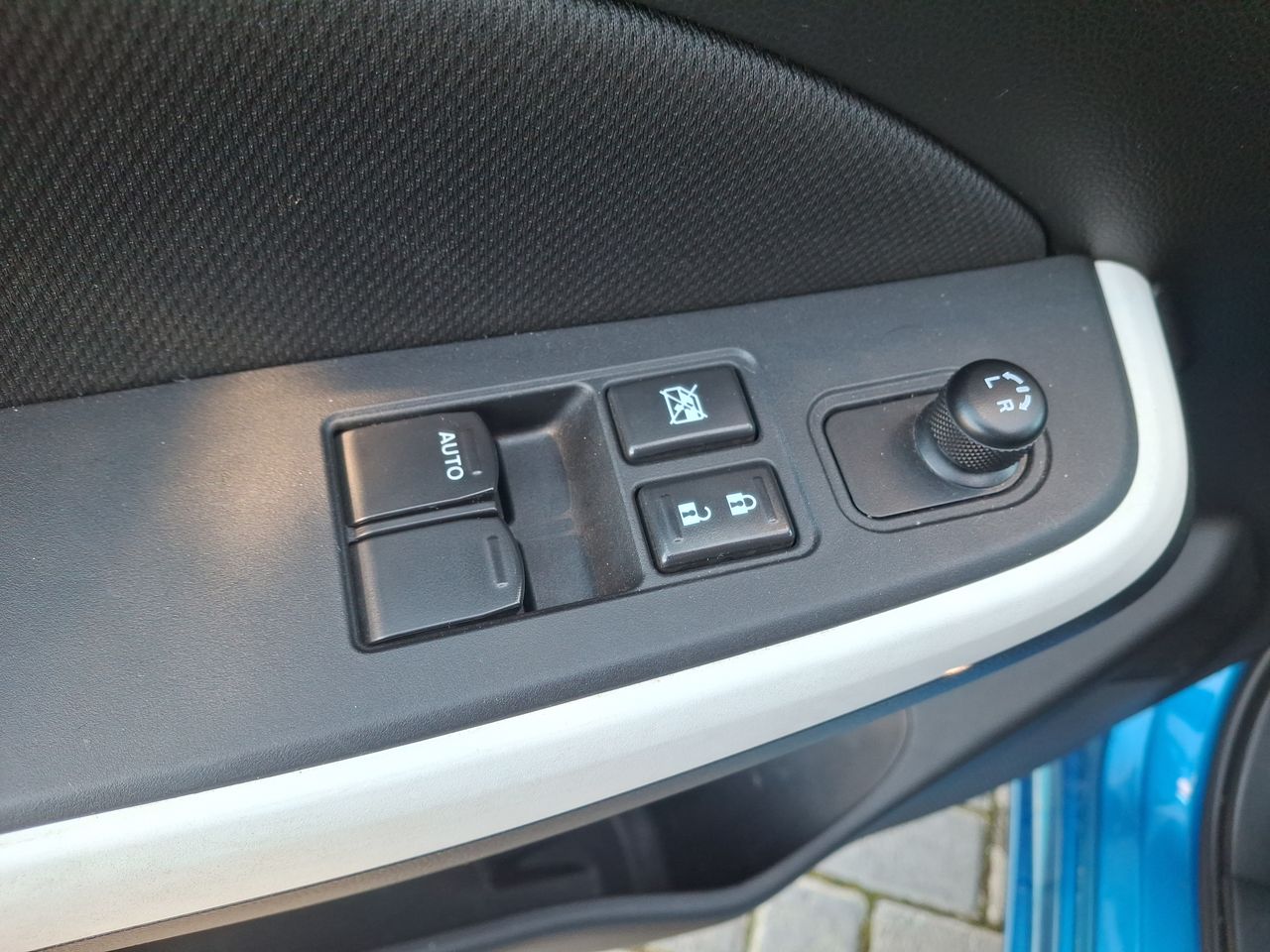 Chevrolet Silverado — foto 23 de 36