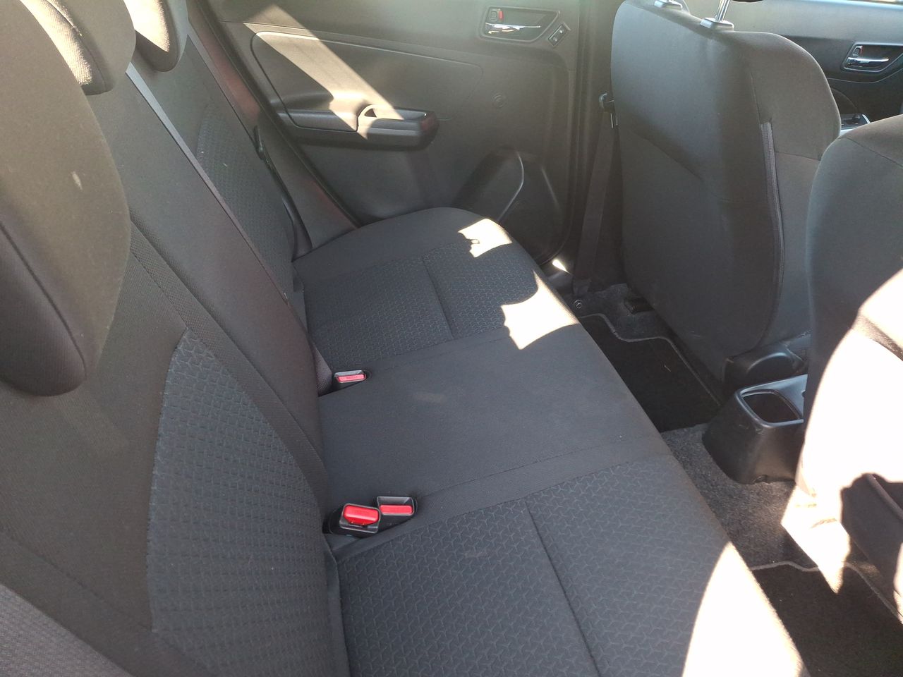 Chevrolet Silverado — foto 14 de 36
