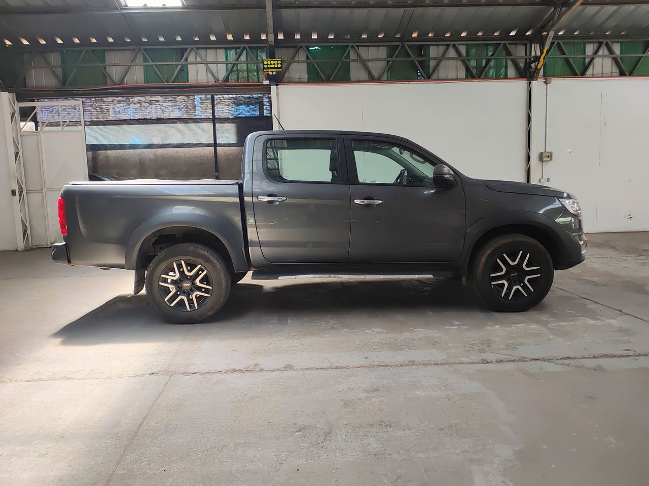JAC - 8