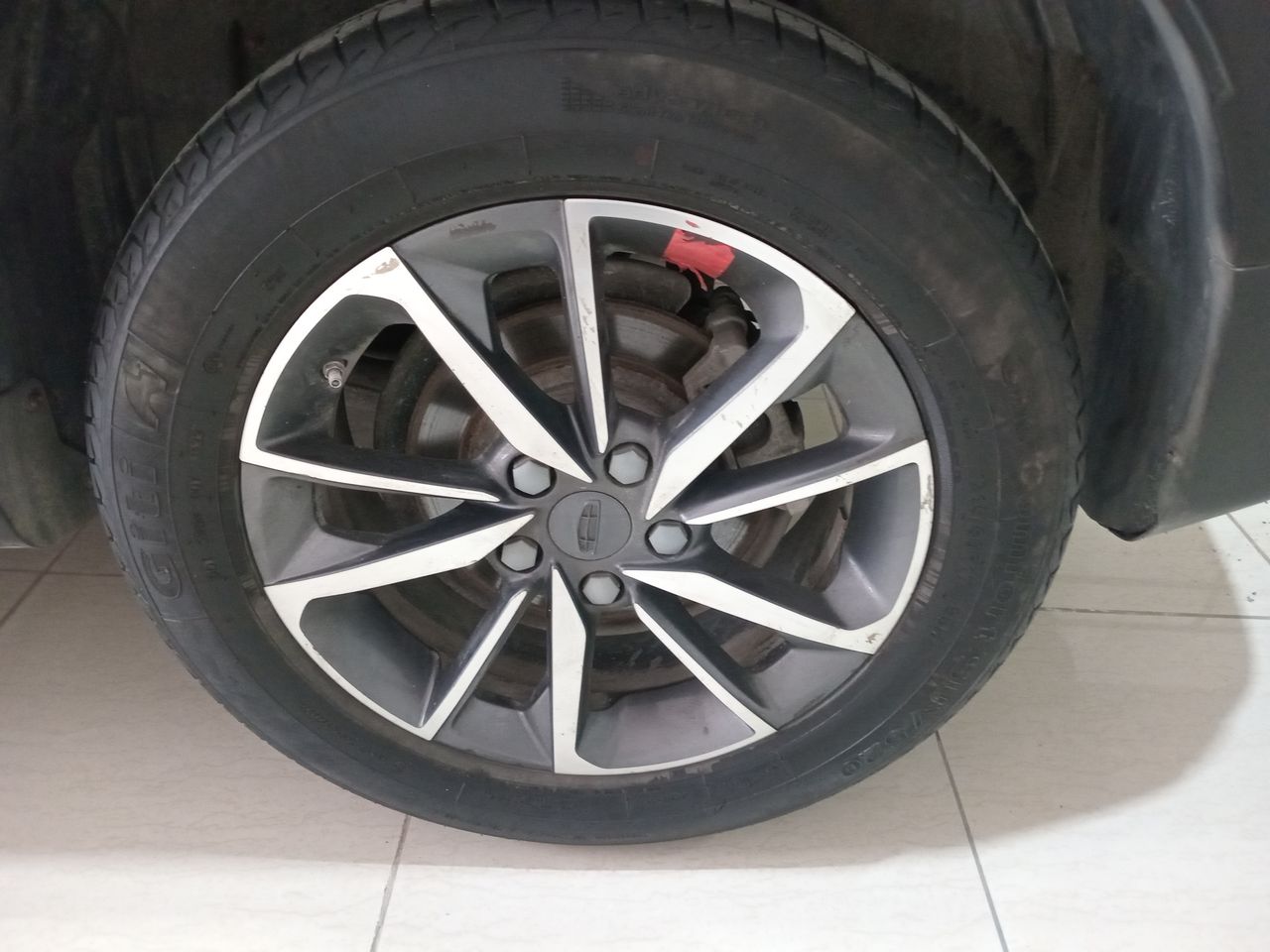 GEELY - 15