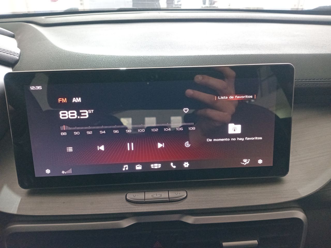 GEELY - 25
