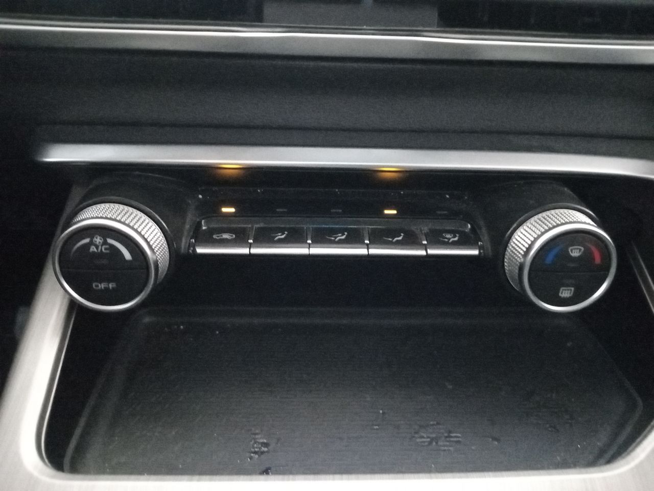 GEELY - 27