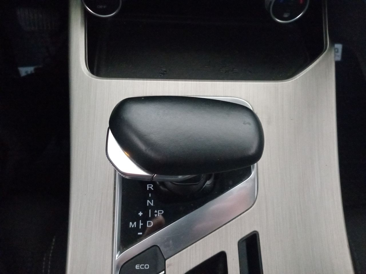 GEELY - 28