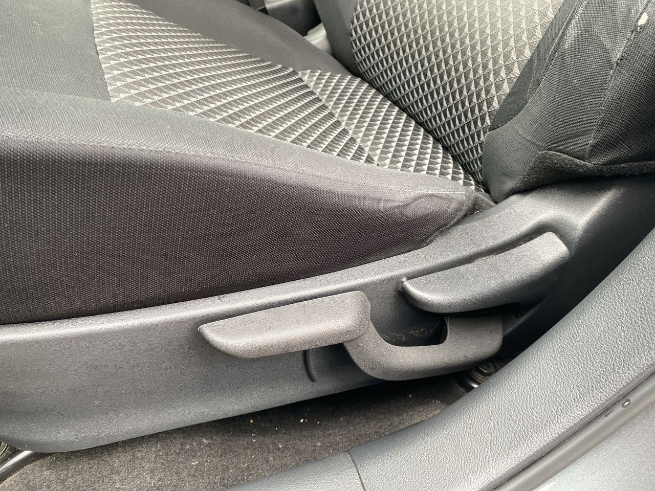 NISSAN - 14