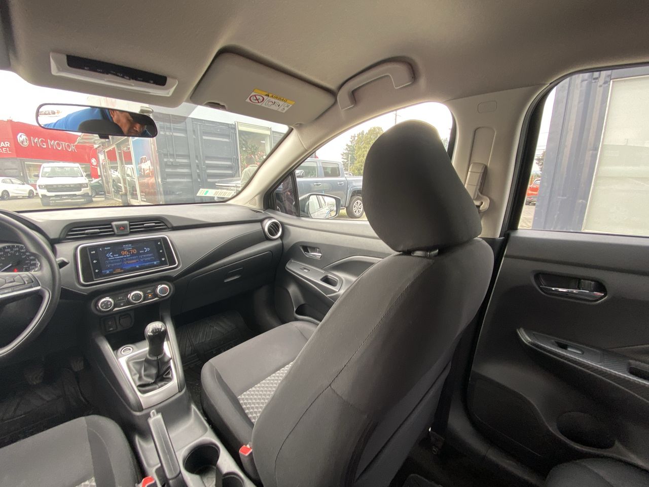 NISSAN - 2