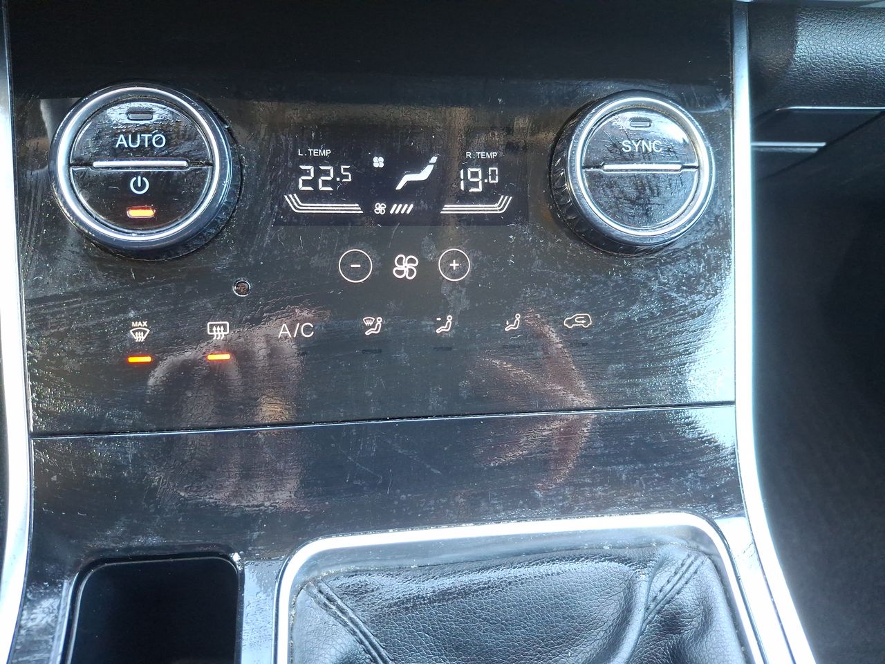 Chery Tiggo 8 — foto 22 de 28